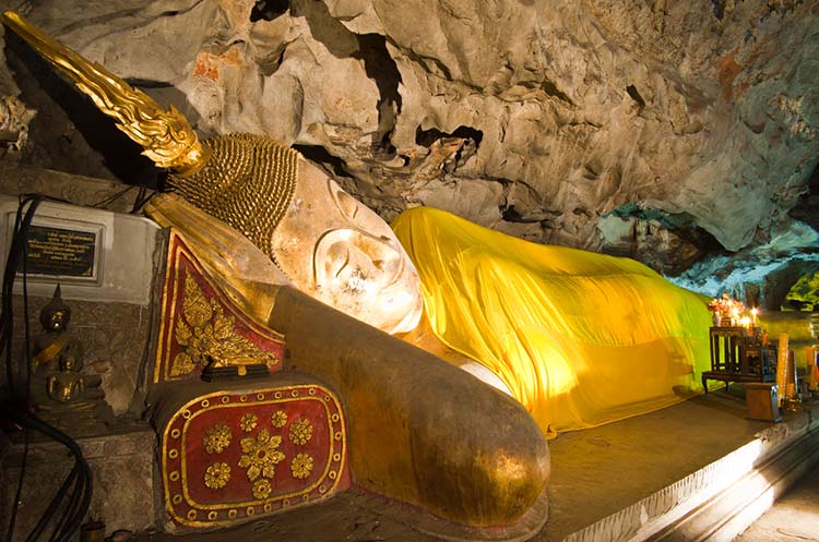 Reclining Buddha at Khao Luang Cave