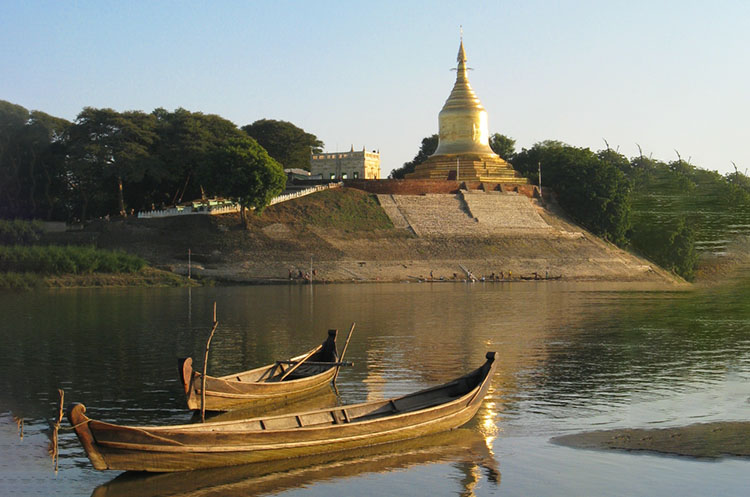 The gilded Lawkananda pagoda on the banks of the Irrawaddy river