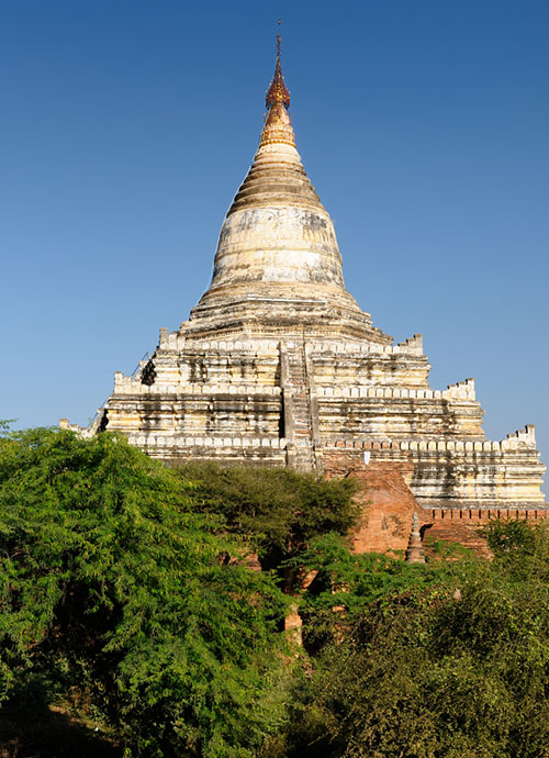 The 328 foot tall Shwesandaw pagoda in Bagan