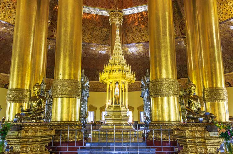 The Buddha tooth relic in the Swe Taw Myat pagoda, Yangon