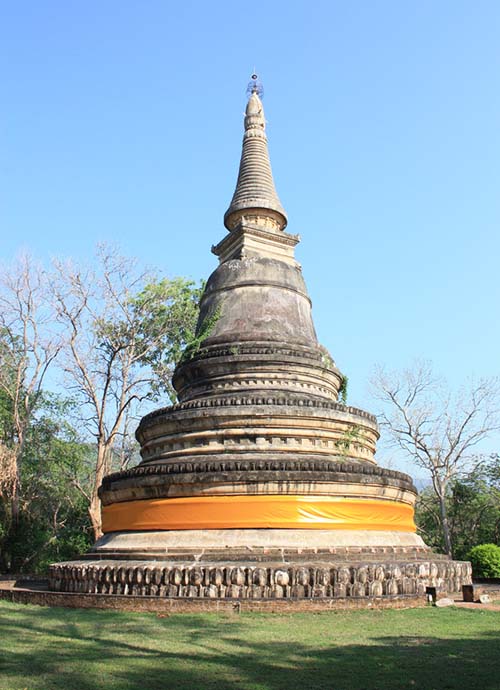 Ancient chedi at Wat Umong