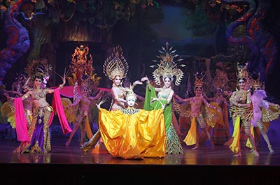Colorful stage show at Alcazar Cabaret Pattaya