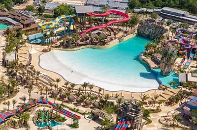 The wave pool at Andamanda Water Park Phuket