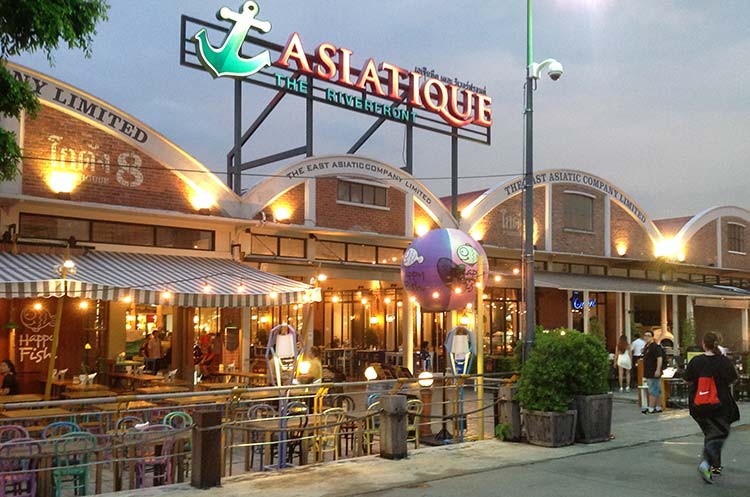 Asiatique The Riverfront shopping and entertainment complex on the Chao Phraya river