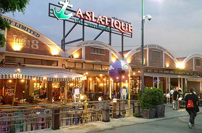 Asiatique The Riverfront shopping, dining and entertainment complex