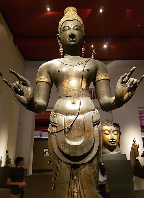 An ancient statue of the Hindu God Shiva