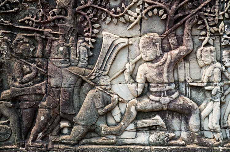 Sculpting of a Khmer war scene