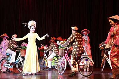 A Chinese act at the Colosseum Cabaret Show Pattaya