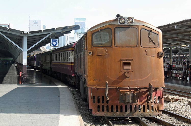 A SRT passenger train in Bangkok