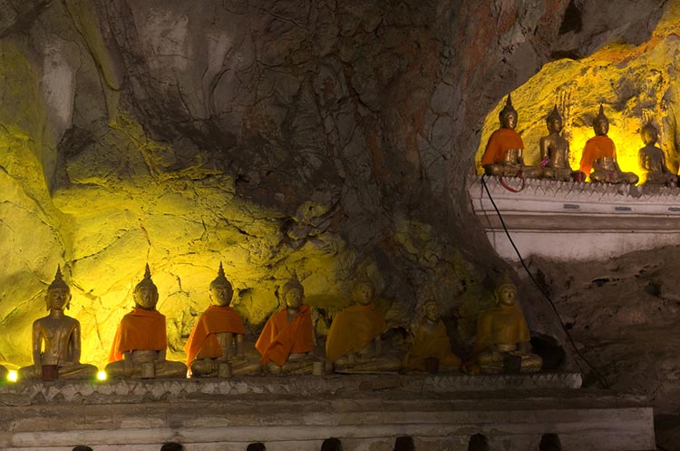 Buddha images in Khao Luang Cave