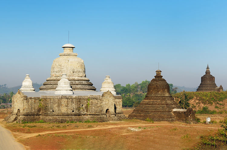Le-myet-hna, one of Mrauk U’s oldest temples