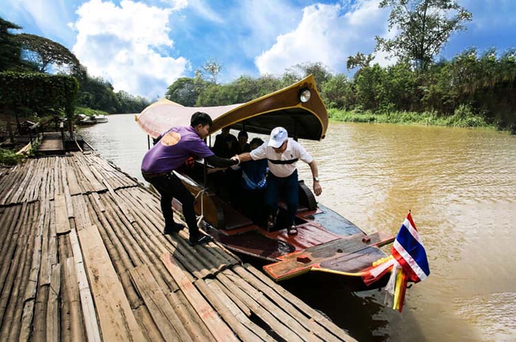 The river cruise boat