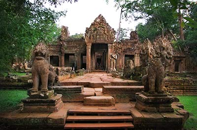 Preah Khan, large 11th century temple