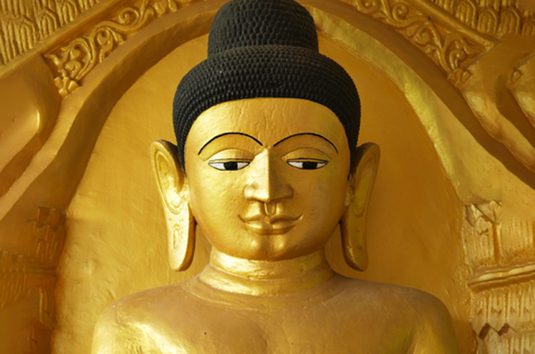 Buddha image in the Shite-Thaung temple