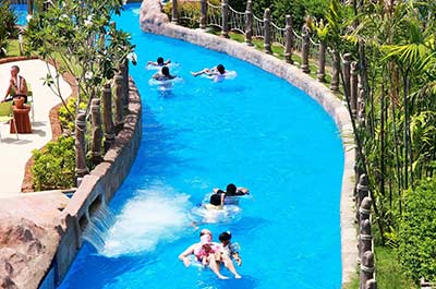 The 335 meter long Lazy River