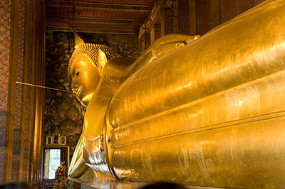 The Reclining Buddha at Wat Pho, one of the temples on the city and temple tour