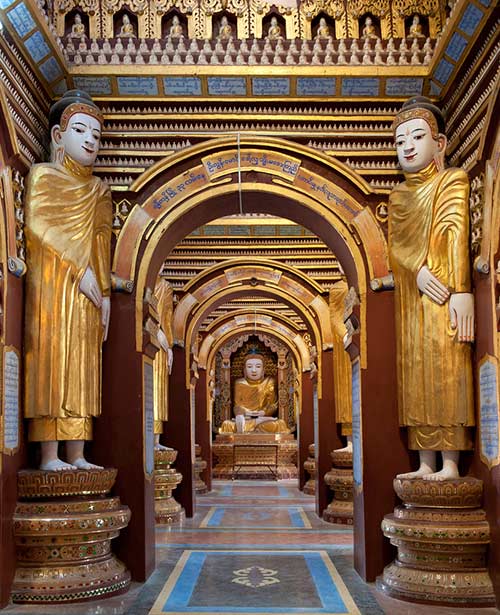 Buddha images in the Thanboddhay pagoda