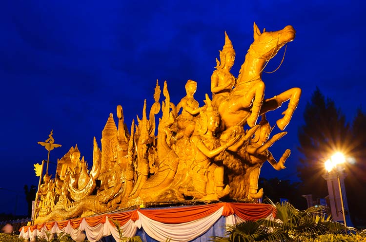 Procession in the Ubon Ratchathani candle festival