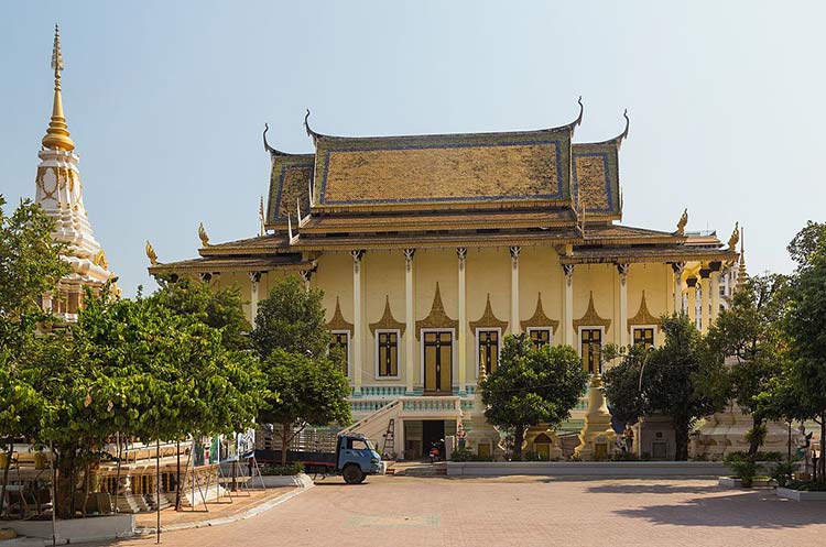 The recently restored viharn of the Wat Botum in Phnom Penh