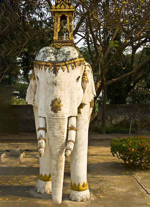 A statue of the elephant that carried the Emerald Buddha