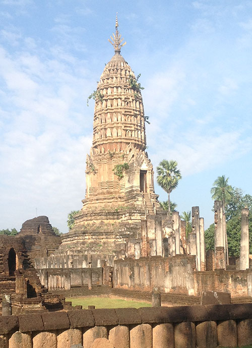 The corncob shaped main prang of the Wat Phra Si Rattana Mahathat Chaliang in the Si Satchanalai Historical Park
