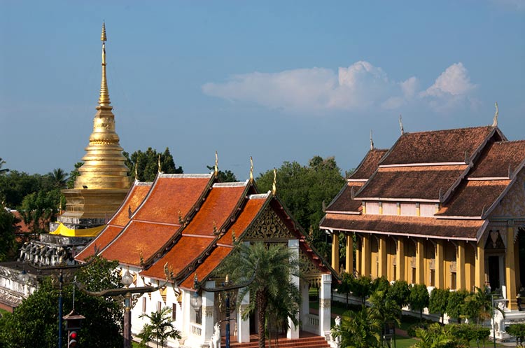 Viharn, ubosot and chedi at Wat Phra That Chang Kham