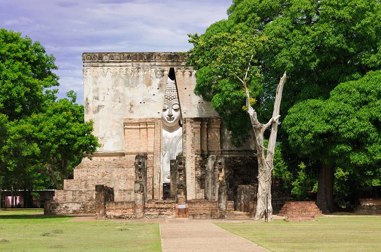 The mondop of the Wat Si Chum enshrining the largest Buddha image in the Sukhothai Historical Park