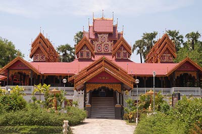 Wat Si Rong Muang, Burmese temple in Lampang