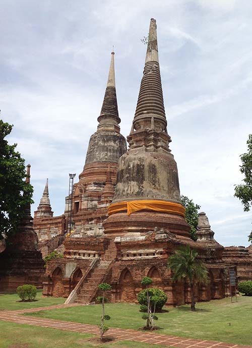 Two large chedis at Wat Yai Chai Mongkhon, Ayutthaya