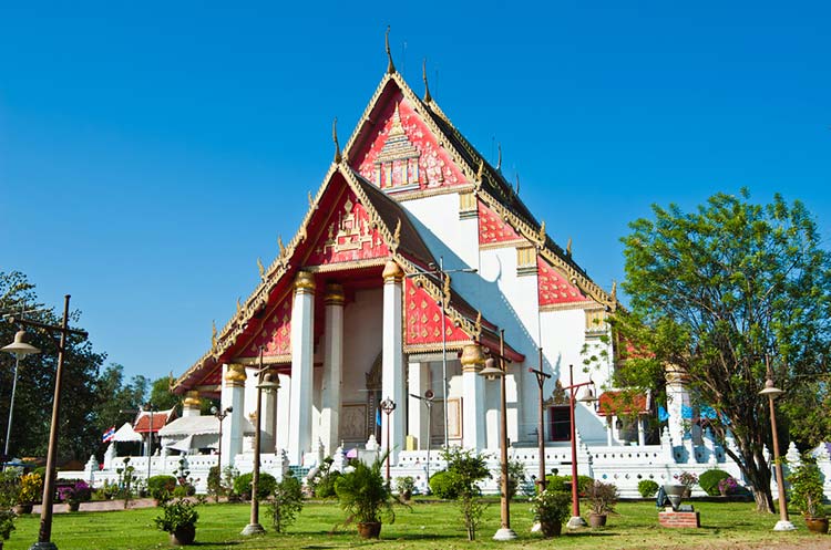 Wihan Phra Mongkhon Bophit